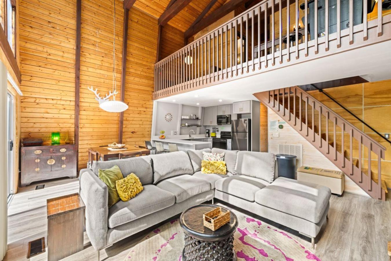 Treetops Chalet - 3Bd/2Bt Boutique Cabin W/Mt Leconte Views In Gatlinburg Exterior photo