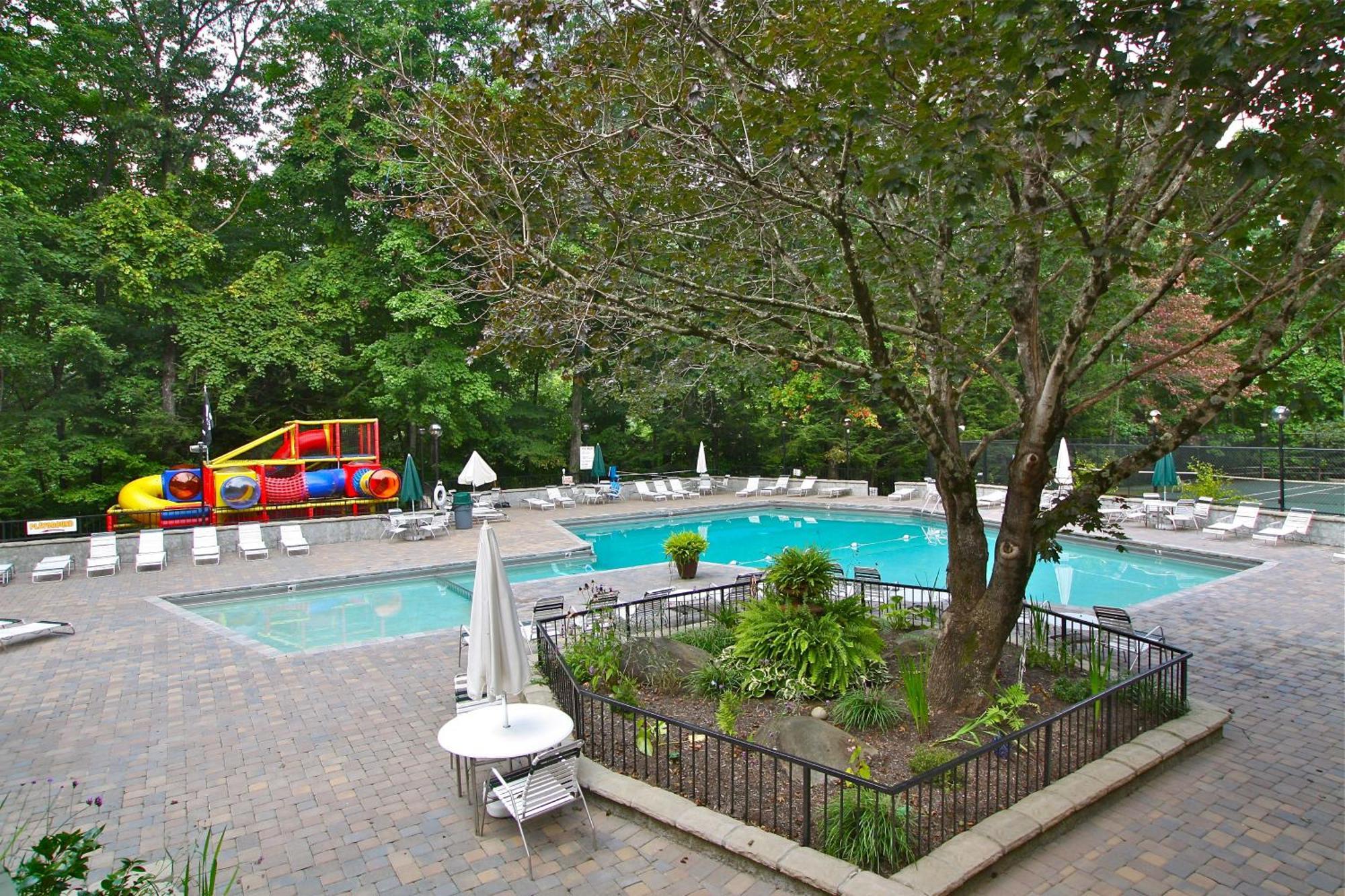 Treetops Chalet - 3Bd/2Bt Boutique Cabin W/Mt Leconte Views In Gatlinburg Exterior photo